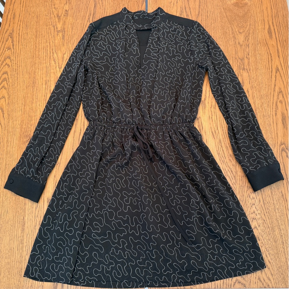 Club Monaco Black A-Line Dress with Cuffed Long Sleeves and V-Neck